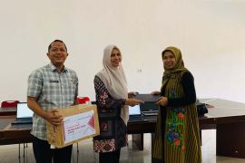 Pemkab Pidie Jaya terima hibah Kementerian PAN RB