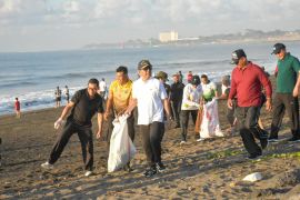 Pemkot Denpasar gelar aksi bersih pantai dan tanam pohon serentak