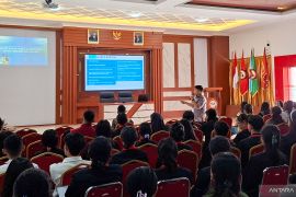 BBP NTT memfasilitasi generasi muda tingkatkan keterampilan menulis esai
