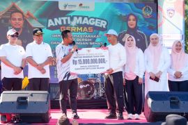 Pemprov Sulsel bantu Pemkab Selayar  Rp15 miliar