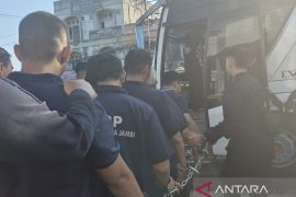 Ribuan warga binaan Lapas Kelas IIA Jambi dipindahkan ke blok hunian baru