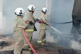 Pabrik kayu di KIC Semarang terbakar diduga akibat ledakan mesin