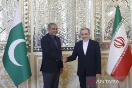 Trump berharap Israel tidak balas serangan Iran