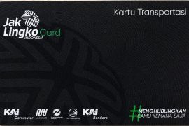 Pakai kartu JakLingko hitam bisa lebih hemat ongkos transportasi