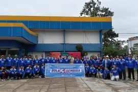 Fun Walk Bola Gembira: TVRI Kalbar, RRI, dan ANTARA ajak warga bergerak bersama