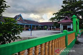 Pemkab Natuna revitalisasi tiga SD