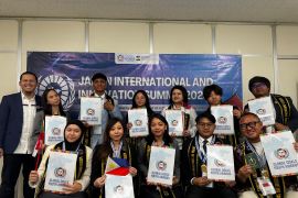 Raih penghargaan di Tokyo, Lulusan Universitas Terbuka mendunia