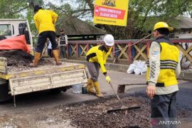 Jalan amblas berulang di Jaktim diduga akibat pemadatan tak optimal
