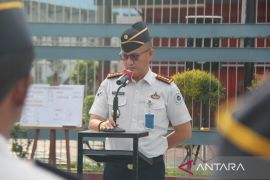 Apel Pagi Lapas Pekanbaru, Kalapas Ingatkan Integritas, Kewaspadaan, dan Stabilitas Keamanan