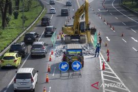 Pemeliharaan berkala ruas jalan Tol Cipularang dan Padaleunyi