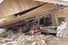 Pemkab percepat penyaluran dana stimulan rumah rusak akibat bencana