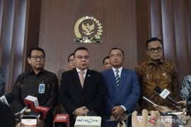 DPR koordinasi dengan Danantara guna "buyback" saham Himbara
