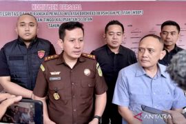 Polhukam kemarin dari korupsi tambang hingga lokasi punk