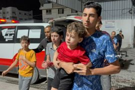 Ambulans Dompet Dhuafa tak hennti evakuasi warga Palestina