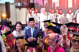 Menjadikan transisi demografi sebagai keunggulan bangsa