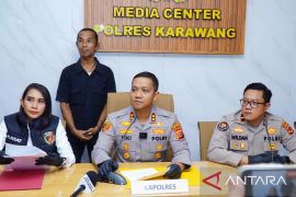 Polres Karawang amankan lima pemuda terkait pesta LGBT