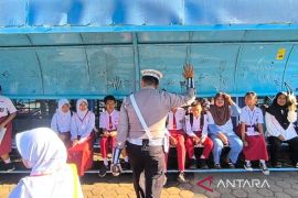 Satlantas Nabire bangun kesadaran tertib lalu lintas sejak usia dini