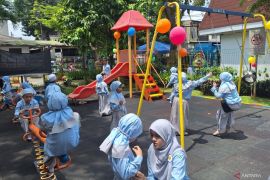 Pemkot Jaksel kaji RPTRA sebagai lokasi pengembangan teba modern