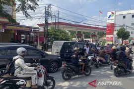 Harga Pertamax di Riau melonjak jadi Rp17.000 per liter, warga Pekanbaru kaget
