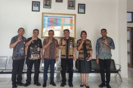 Kemenkum NTT meminta Pemerintah Kabupaten Rote Ndao bentuk sentra KI