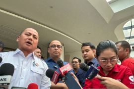 Kejagung masih dalami kemungkinan tersangka lain di kasus MBG&nbsp;