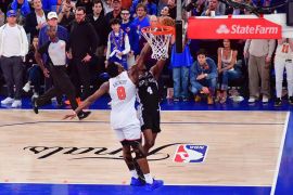 Tanter pensiun setelah 43 musim menjadi "announcer" Lakers