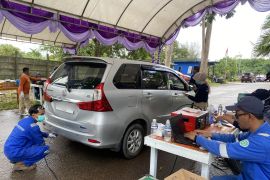 DLH Batam uji emisi 1.500 kendaraan roda empat untuk evaluasi kualitas udara