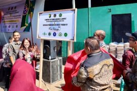 Resmikan Kampung RA dan pemberdayaan wakaf produktif di Pekalongan, Sahli ATR/BPN harapkan kesejahteraan masyarakat dapat terwujud
