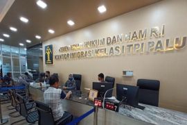 Imigrasi Palu perkuat kualitas layanan melalui budaya kerja Siga Merah
