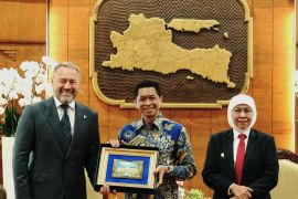 East Java, St Petersburg explore shipbuilding, health cooperation