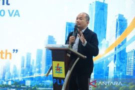 PLN UID Riau dan Kepri Teken PJBTL 7,68 MVA dengan 8 Pelanggan, Perkuat Dukungan bagi Pertumbuhan Investasi
