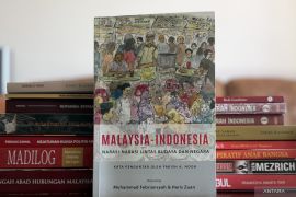 Membaca hubungan Indonesia-Malaysia dari perspektif rekan sejawat