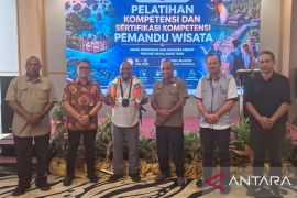 Disparekraf PBD tingkatkan SDM pemandu wisata