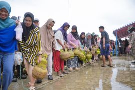 Morowali gencarkan operasi pasar atasi kelangkaan LPG 3 kg