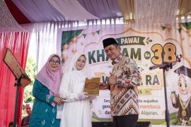 Bupati Solok Hadiri Pawai Khatam Al-Qur'an ke-38 dan Wisuda RA Tahun 2026 di Nagari Selayo
