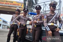 Ada polisi "retro" era tahun 70-an di Bhayangkara Fest kawasan  CFD Cibinong