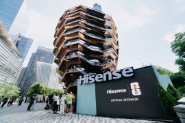 Hisense Gelar Instalasi Interaktif Bertema RGB, Dukung Euforia FIFA World Cup 2026&trade; di New York