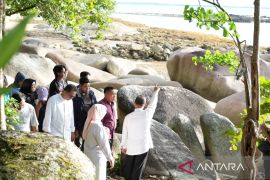 Gubernur Kalbar jadikan Temajuk gerbang wisata perbatasan
