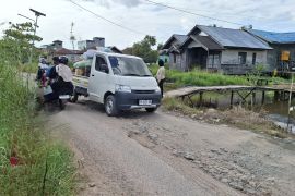 Warga Tatah Belayung harapkan perbaikan infrastruktur jalan