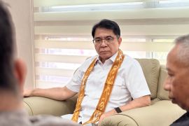 Anggota DPR dorong pemerintah permudah akses legal bagi pekerja migran