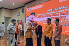Pemkot Jakbar lepas 1.648 petugas Sensus Ekonomi 2026