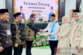 Jamaah haji kloter 18 asal Wajo  tiba di tanah air lewat Debarkasi Makassar