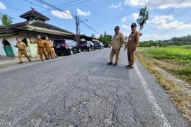 Pemprov Jateng menambah alokasi pembangunan jalan perbatasan