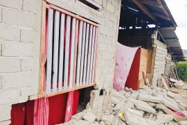 Wagub tinjau warga terdampak gempa bumi di Sigi Sulteng