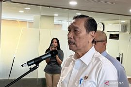 Luhut targetkan Perlinsos digital dirilis Oktober atau November 2026