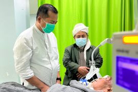 Gubernur minta warga NTB berdoa untuk Tuan Guru Bagu