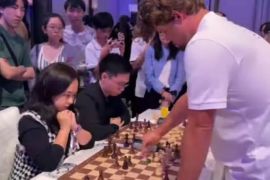 Pecatur Indonesia Chelsie Monica kalahkan Magnus Carlsen