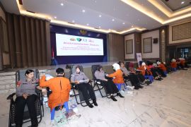 Polda Jatim gelar donor darah sambut Hari Bhayangkara ke-80