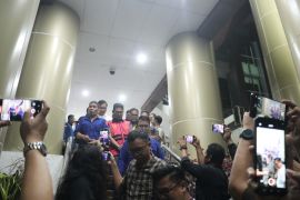 Kejati Sulut tetapkan mantan Kadis ESDM dan WN China tersangka pengelolaan tambang