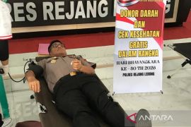 Polres Rejang Lebong kumpulkan 80 kantong darah pada Hari Bhayangkara